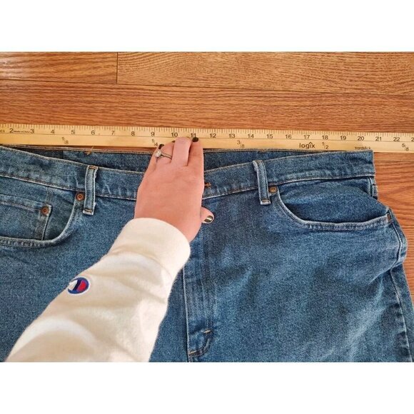 Wrangler Jean Shorts Denim Men's Size 40"x10" Blue Medium Wash Dad Shorts EUC - Picture 6 of 7